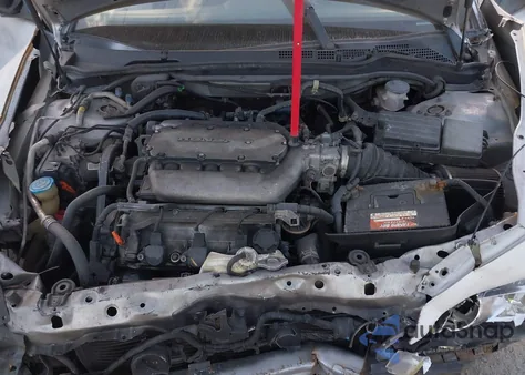 2004 Honda Accord 3.0 Ex from USA, damaged, VIN 1HGCM82754A017744